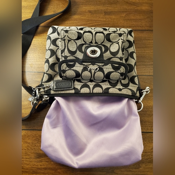 COACH SWINGPACK CROSSBODY IN GOOD CONDITION! - Picture 9 of 11